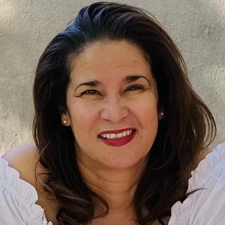 Anicia Peters